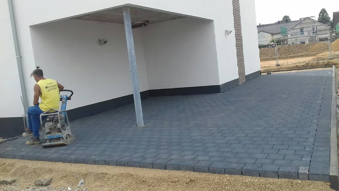 Maschinenübersiedlung